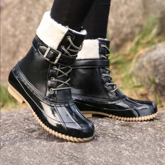 LAST 1! Black Rainboot warm  Cream Sherpa buckles rubber sole lace up - Picture 3 of 7